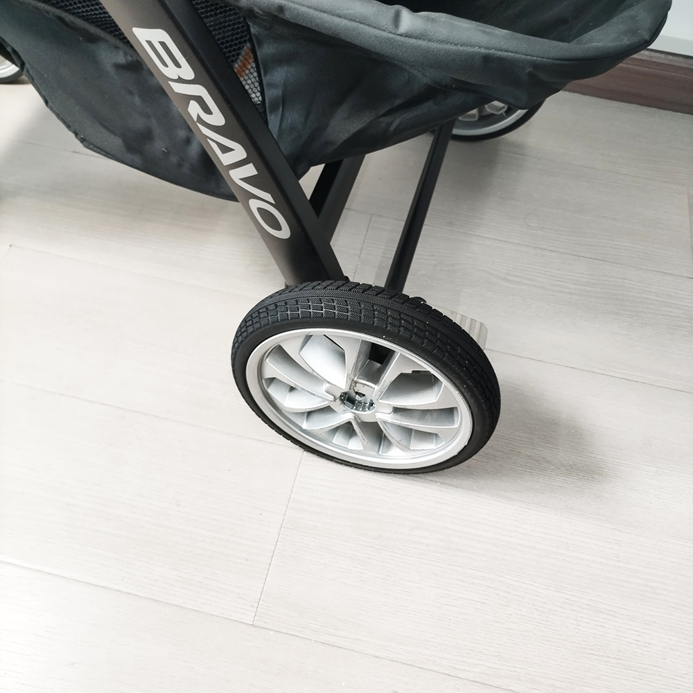 ยางหลังสั่งทำพิเศษสำหรับรถเข็น - Chicco Stroller Bravo บทวิจารณ์และราคา